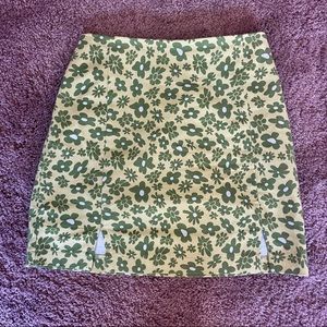 Groovy floral mini skirt
